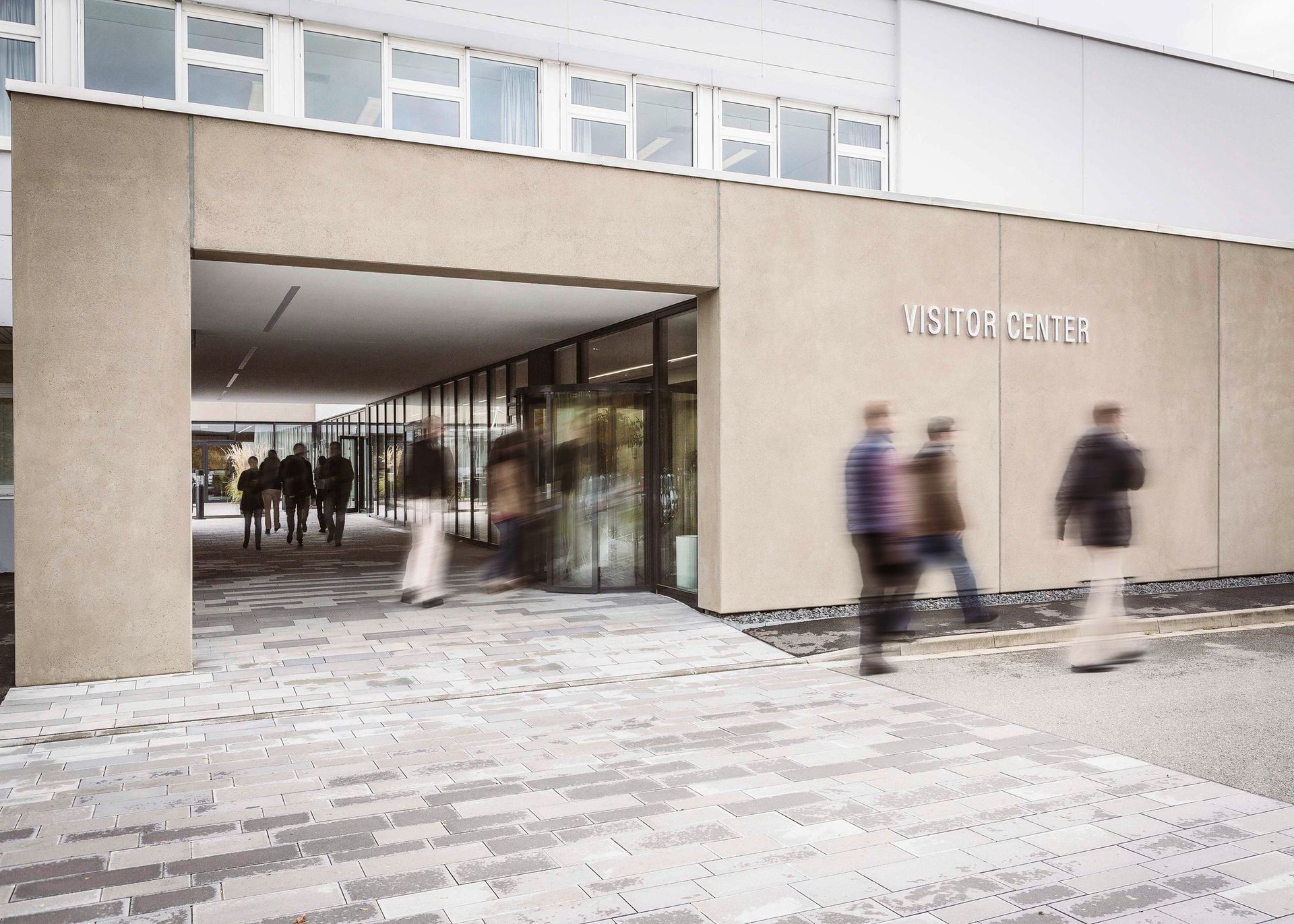 Services für die Gebäudetechnik REHAU Building Solutions
