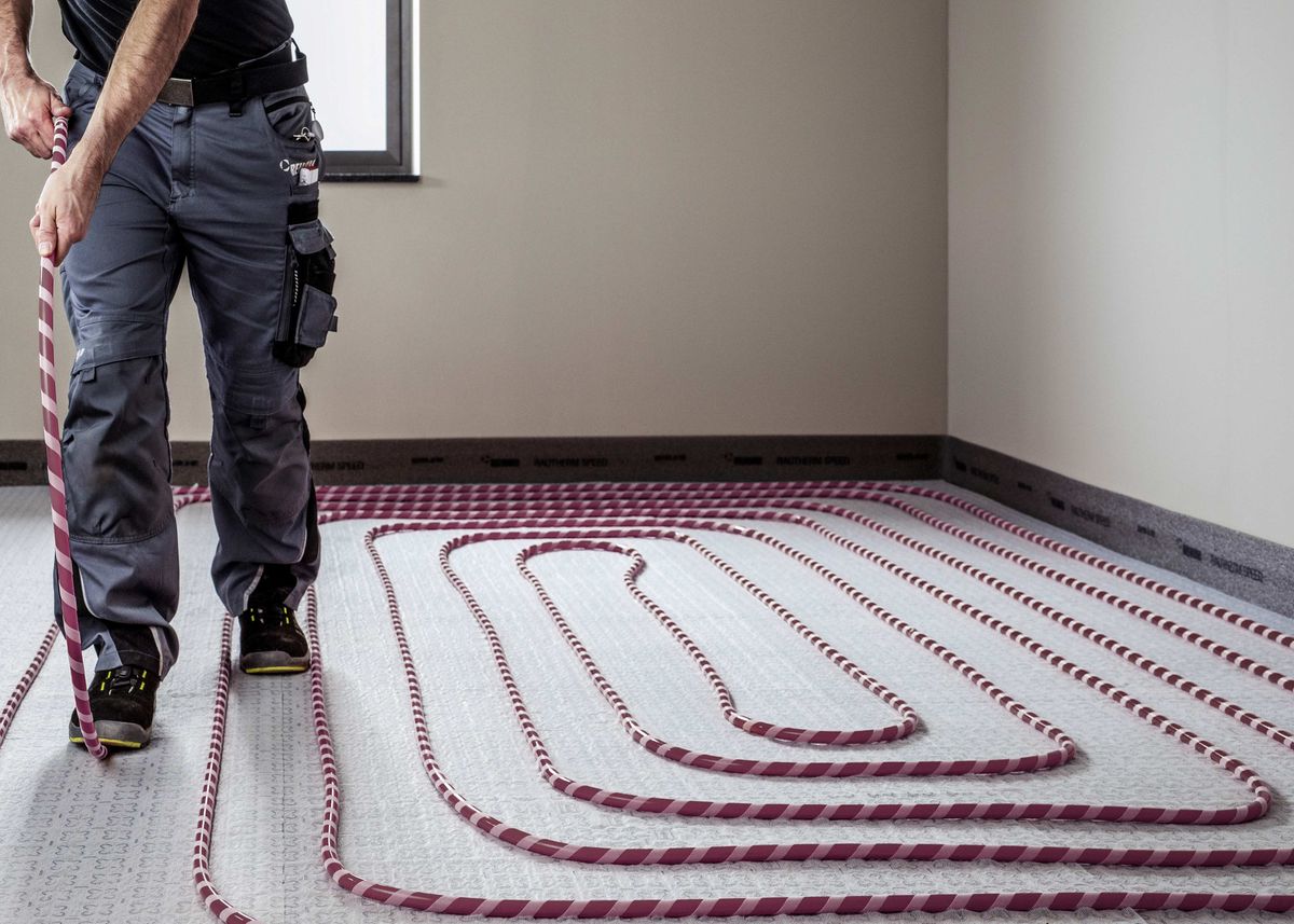 Flächenheizung und -kühlung | REHAU